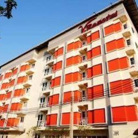 Collection O Vresotel Nonthaburi Exterior photo