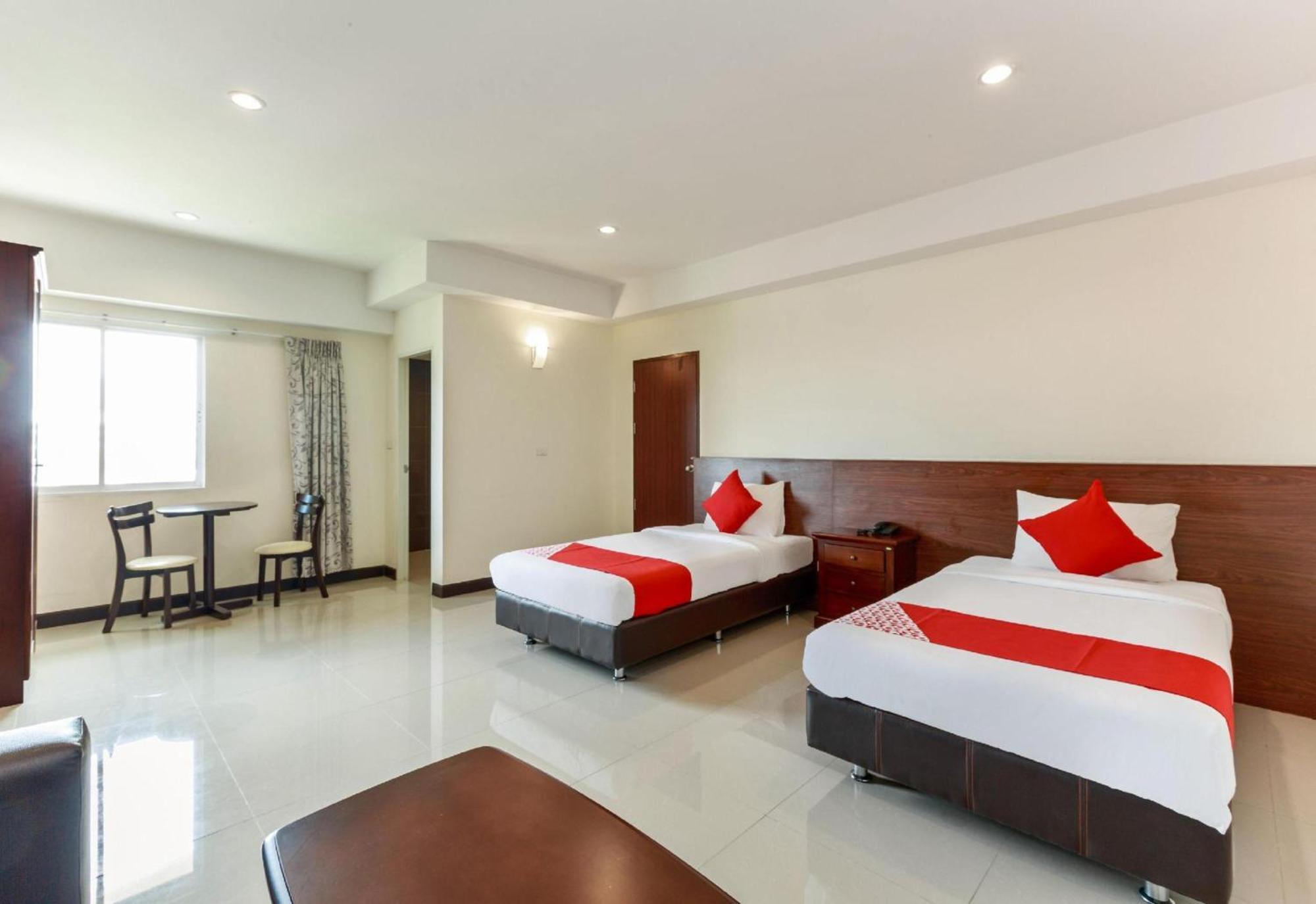 Collection O Vresotel Nonthaburi Exterior photo