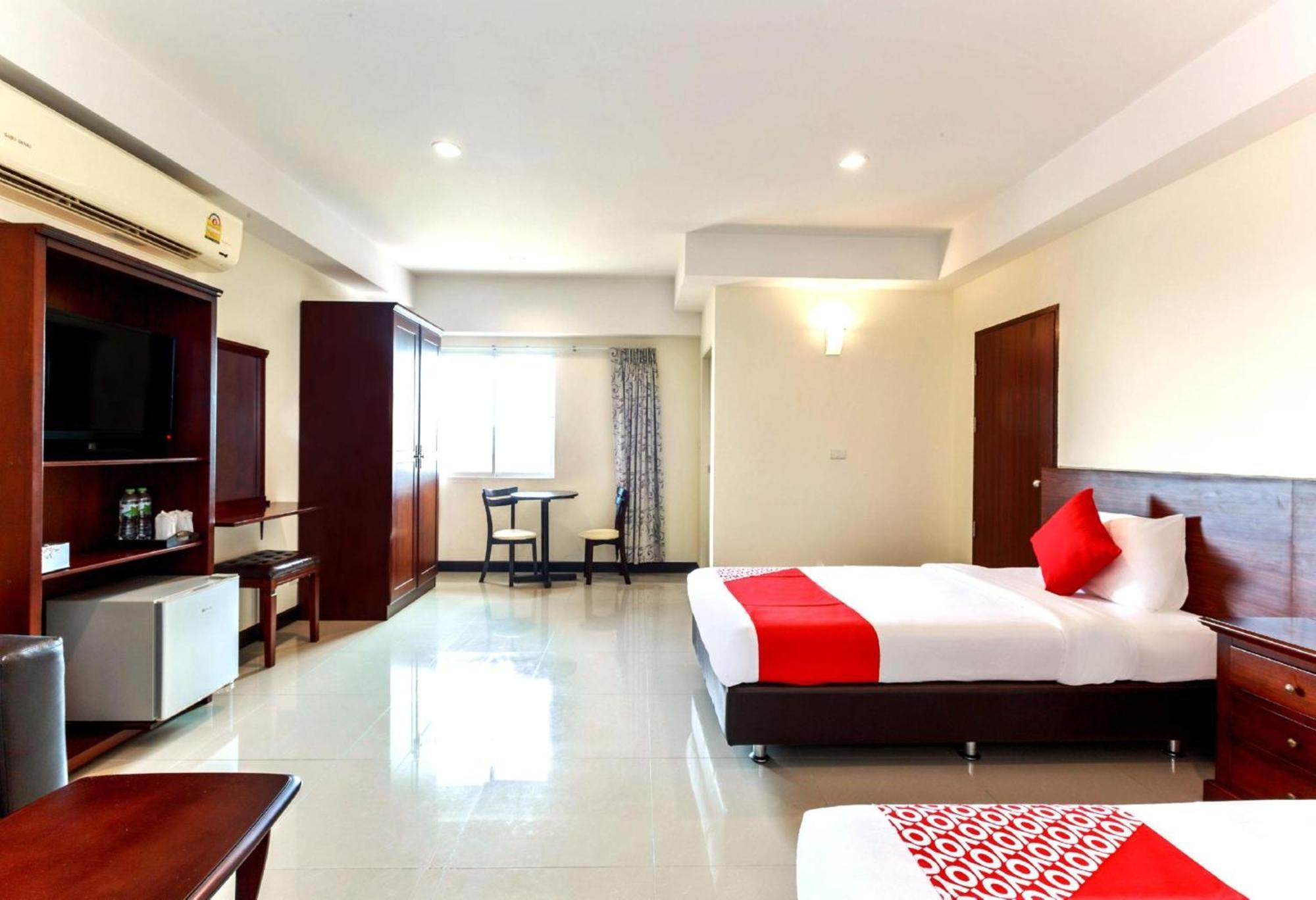 Collection O Vresotel Nonthaburi Exterior photo