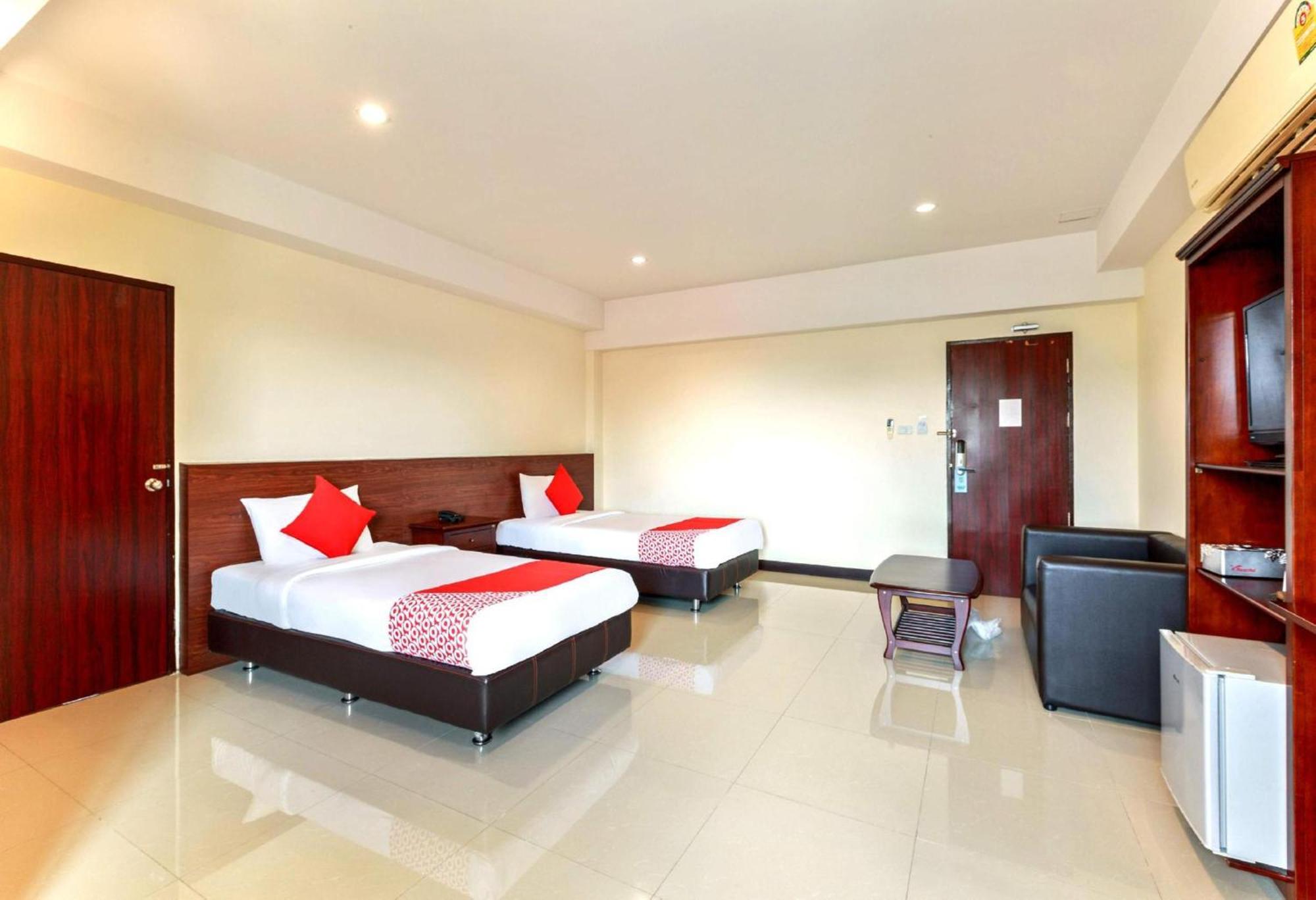 Collection O Vresotel Nonthaburi Exterior photo