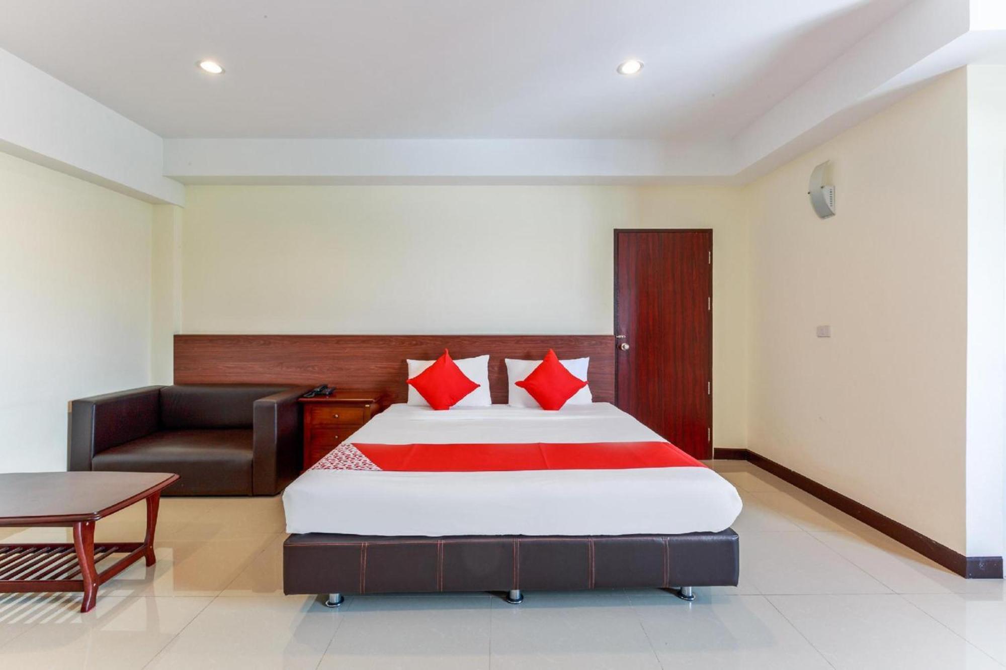 Collection O Vresotel Nonthaburi Exterior photo