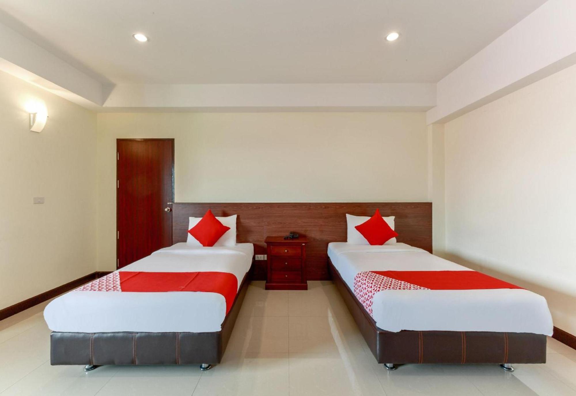 Collection O Vresotel Nonthaburi Exterior photo