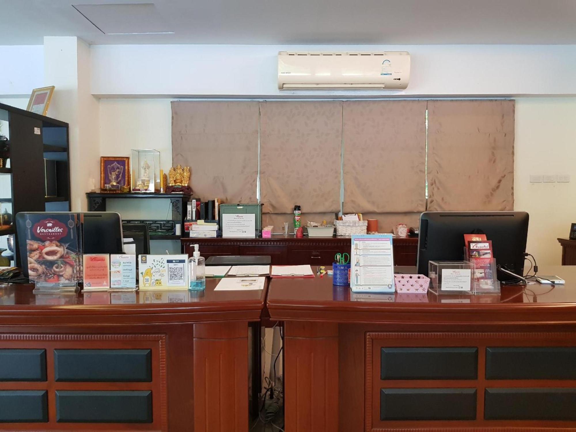 Collection O Vresotel Nonthaburi Exterior photo