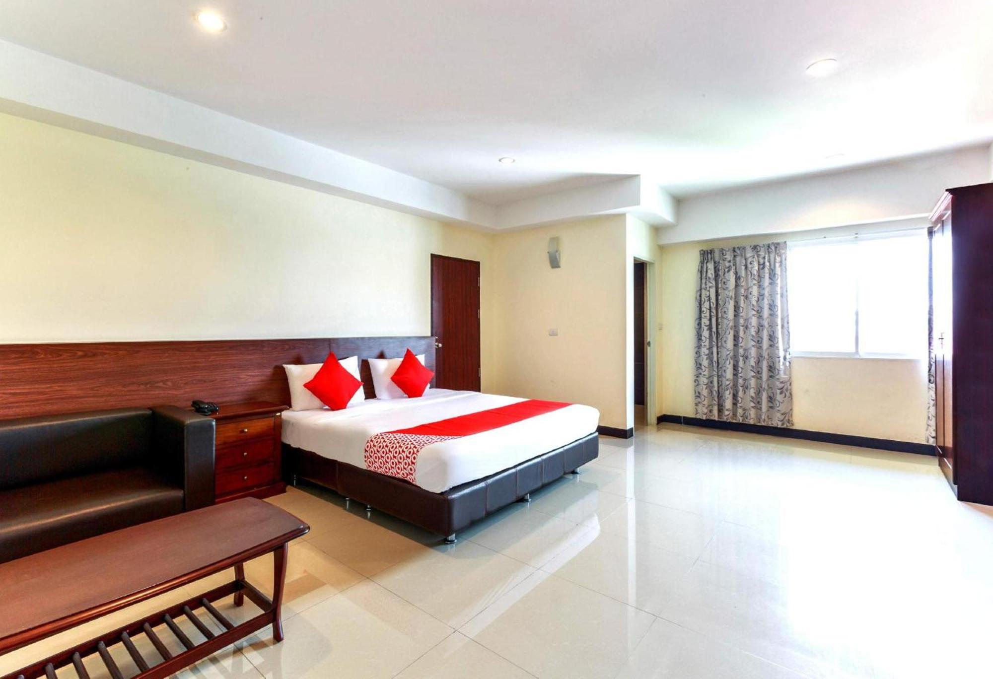 Collection O Vresotel Nonthaburi Exterior photo